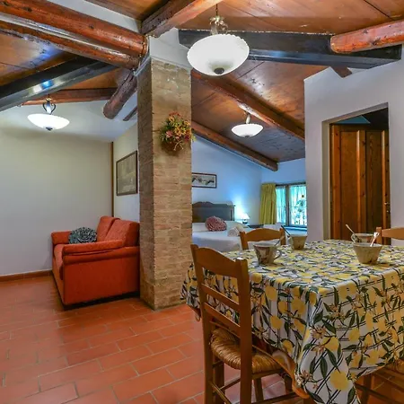 Apartment Casa Turrini In Toscana Montegiovi